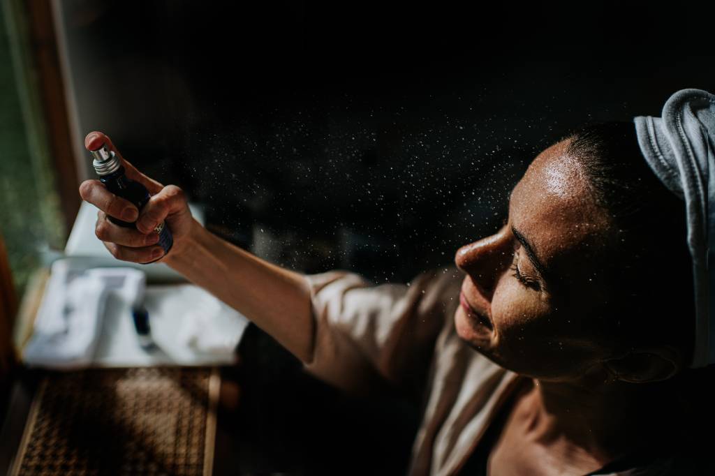 5 motivos para usar água termal