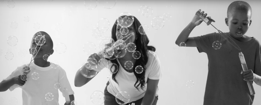 Difference Maker: Clinique lança campanha pelo empoderamento feminino