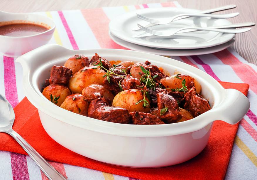 Carne na pressão com cerveja