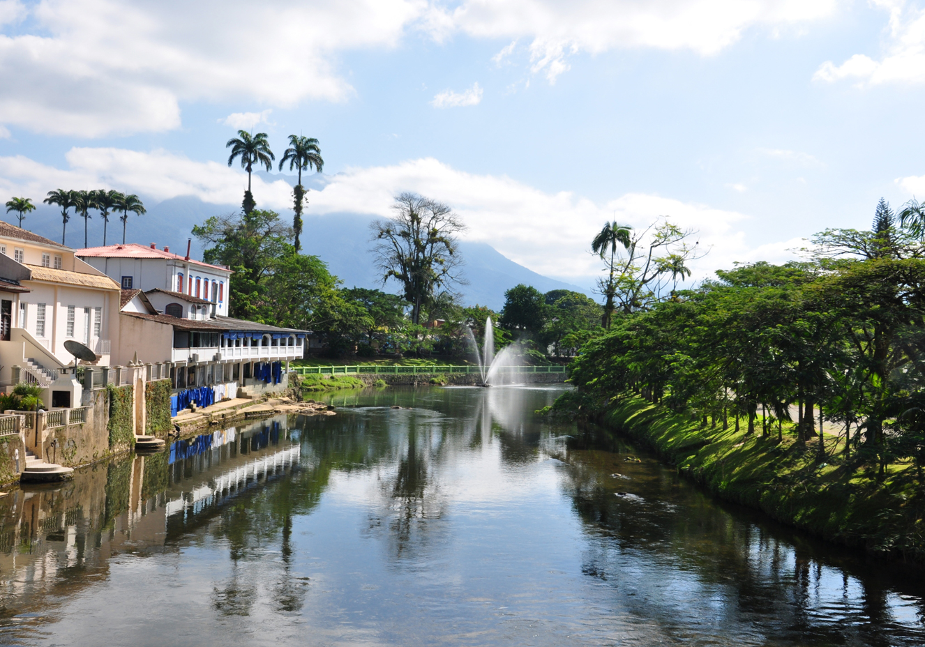 Cart&otilde;es postais Curitiba Paran&aacute;