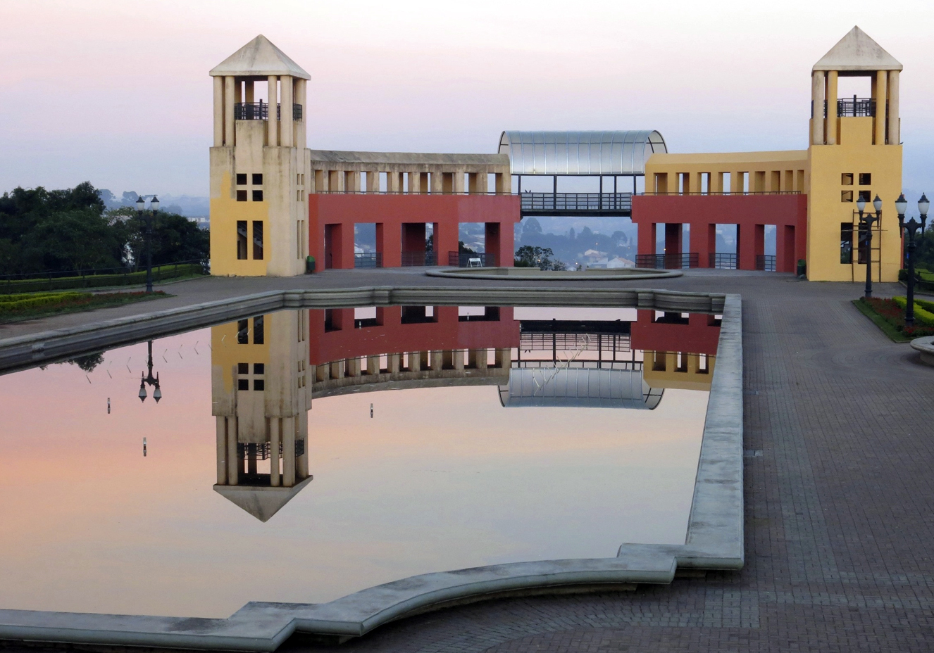 Cart&otilde;es postais Curitiba Paran&aacute;