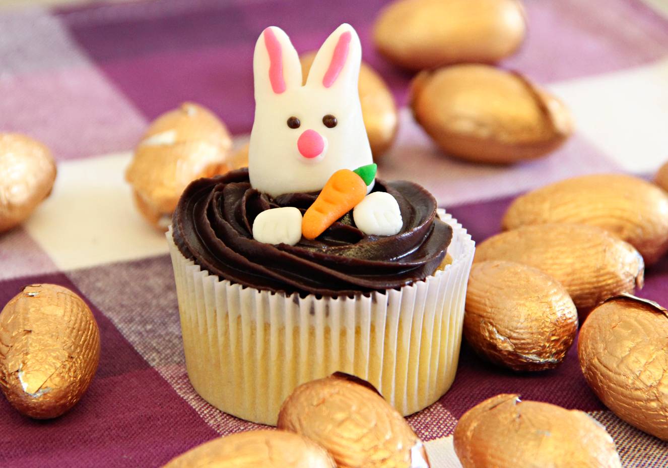 Páscoa: passo a passo de cupcake de cenoura com ganache decorado
