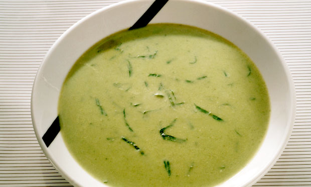 Caldo verde com mandioquinha
