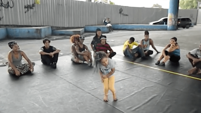 Pire com o vídeo dessa garotinha dançando “Formation” da Beyoncé