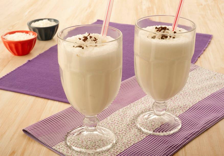 Frap&ecirc; gelado de coco e caf&eacute;