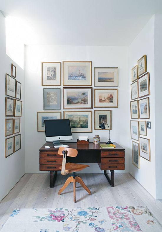 Richard Powers/Corbis