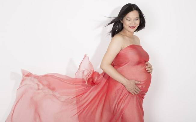 Cecília, filha de Jiang Pu, ex-participante do MasterChef, é batizada