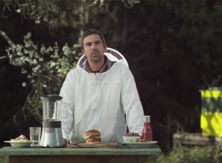 Reprodu&ccedil;&atilde;o/ Bees can find sugar where you least suspect it