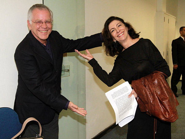 “Marília Pêra vai fazer muita falta porque era muitas, cada uma melhor que a outra”, diz Nelson Motta