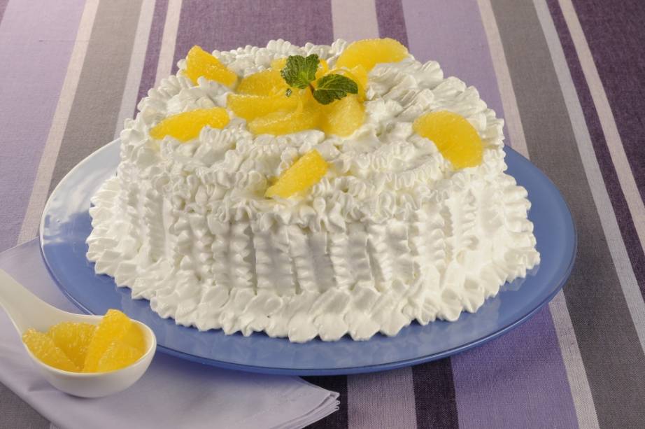 Bolo de laranja e merengue