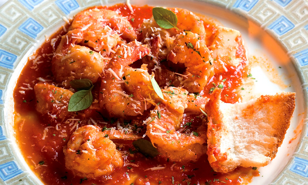 Camarão giouvetsi Camarão giouvetsi