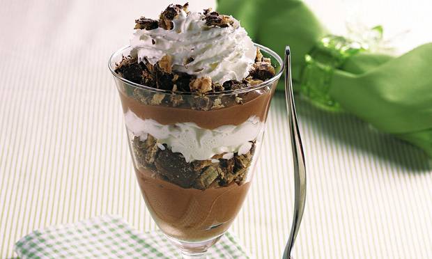 Creme de chocolate e caf&eacute;