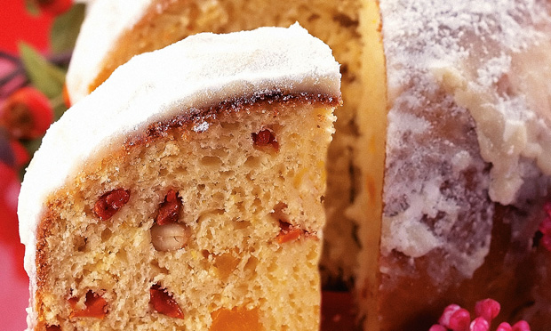 Panetone com cobertura de marzip&atilde;