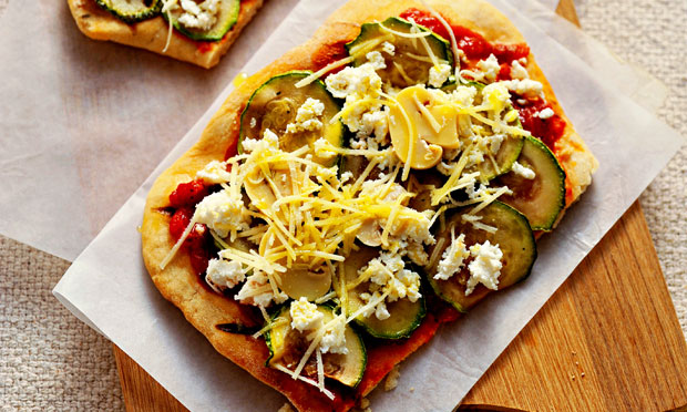 Pizza de abobrinha e champignon Pizza de abobrinha e champignon