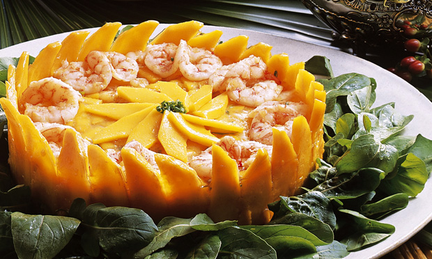 Salada de camar&atilde;o com manga
