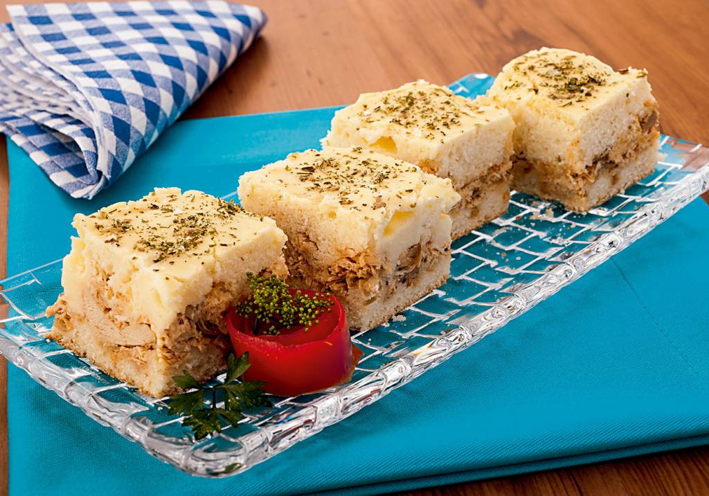 Torta de frango, milho-verde e requeijão