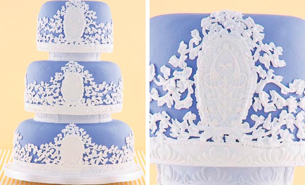 Bolo lil&aacute;s com detalhes vinage em branco