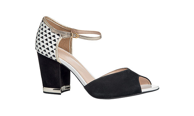 Bolsas, sapatos e sandálias que enriquecem a produção do dia a dia Bolsas, sapatos e sandálias que enriquecem a produção do dia a dia