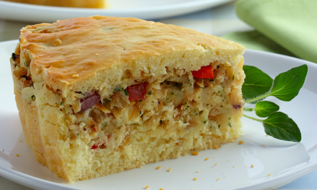 Torta de bacalhau e azeitona