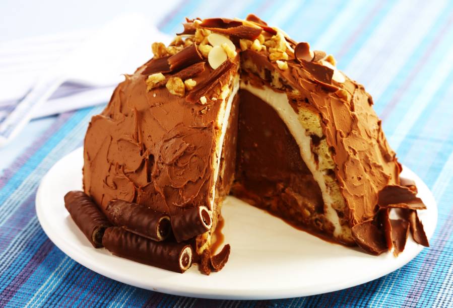 Torta gelada de Natal (Zuccotto): uma &oacute;tima receita para aproveitar as sobras de panetone