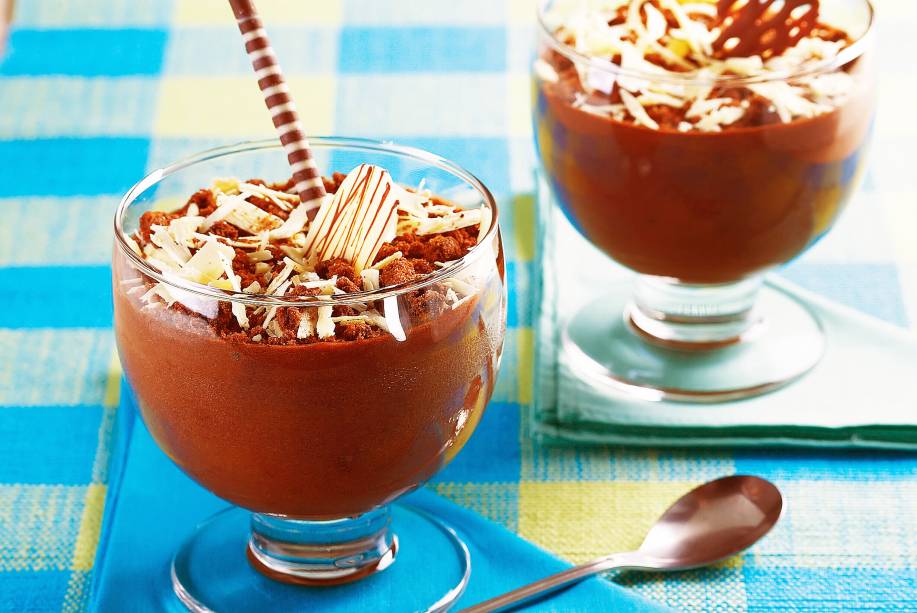 Musse de chocolate ao rum: &eacute; irresist&iacute;vel!