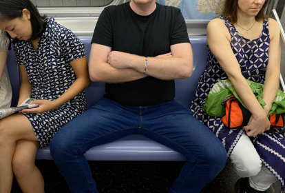 manspreading