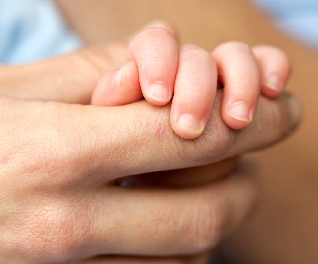 Servidor consegue licença de 180 dias após adotar crianças