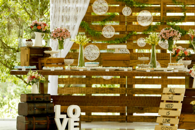 Pallets na decora&ccedil;&atilde;o de casamento