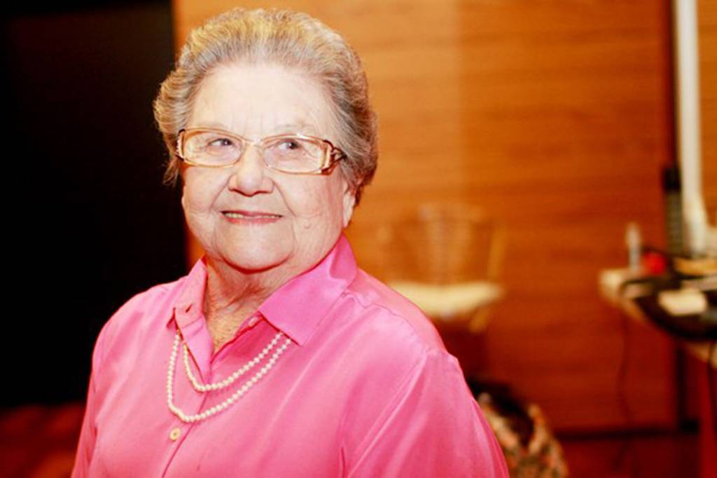 Morre a apresentadora e cozinheira Palmirinha aos 91 anos