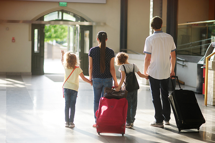 O desafio de construir a vida em outro país com a família
