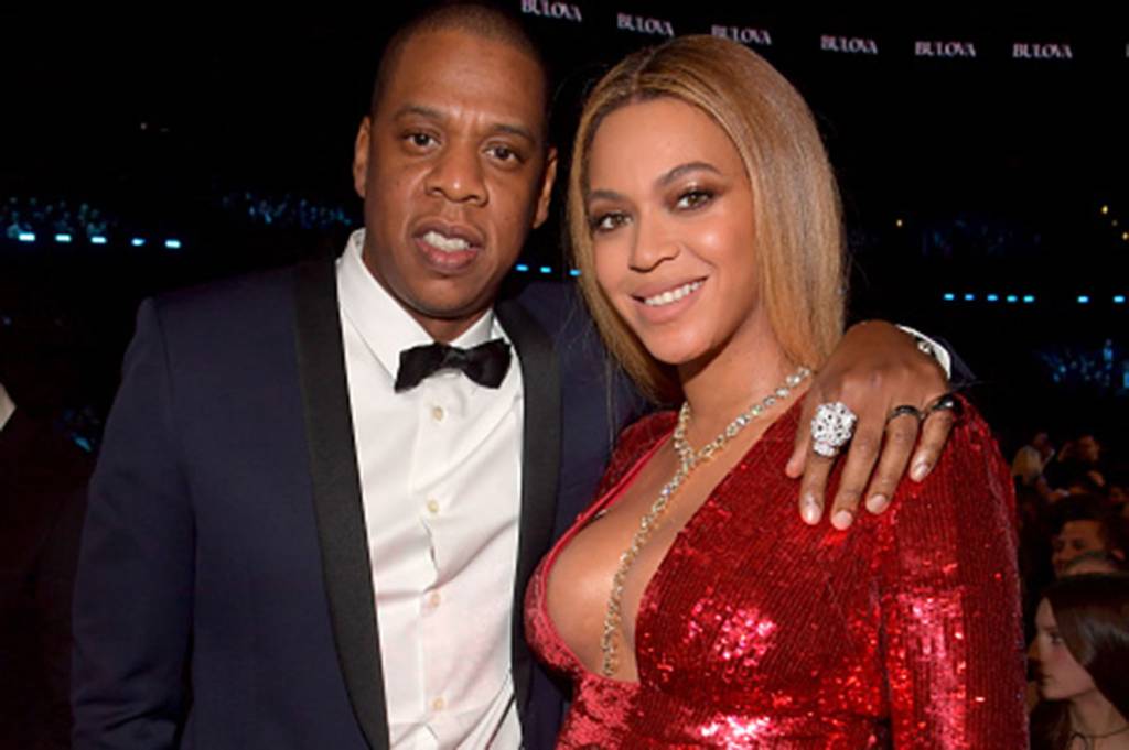 Marido de Beyoncé arranca celular de convidado em festa. Veja o vídeo