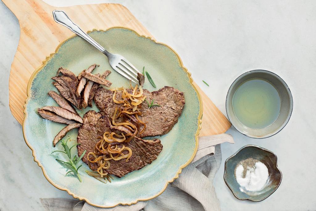 Como preparar bifes básico, à milanesa e à parmegiana perfeitos