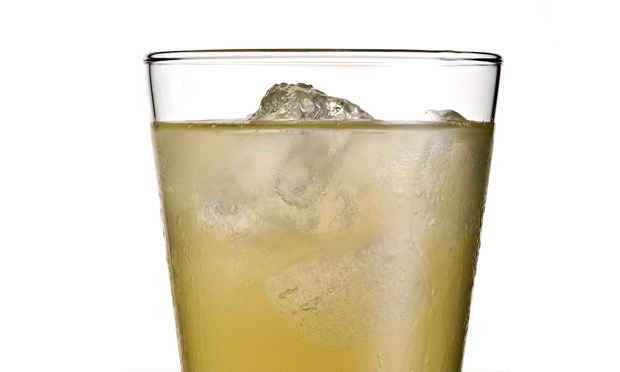 receita-cha-gelado-de-maracuja-maca