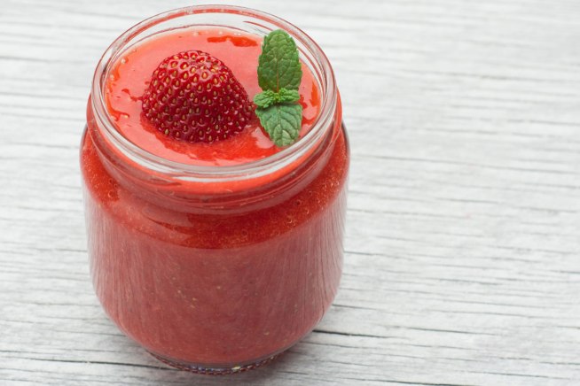 suco-detox-de-morango