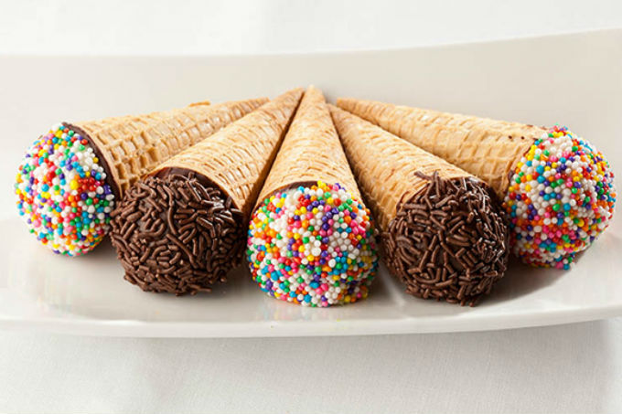 Festa infantil: 6 maneiras nada &oacute;bvias de servir brigadeiro