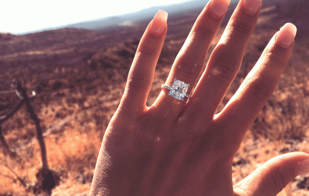 Os anéis de noivado deslumbrantes das celebridades