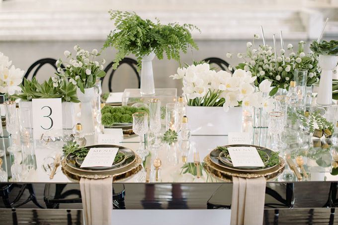 Casamento com decora&ccedil;&atilde;o toda branca