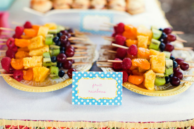 Festa infantil com caf&eacute; da manh&atilde;