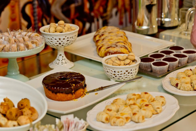 Festa infantil com caf&eacute; da manh&atilde;