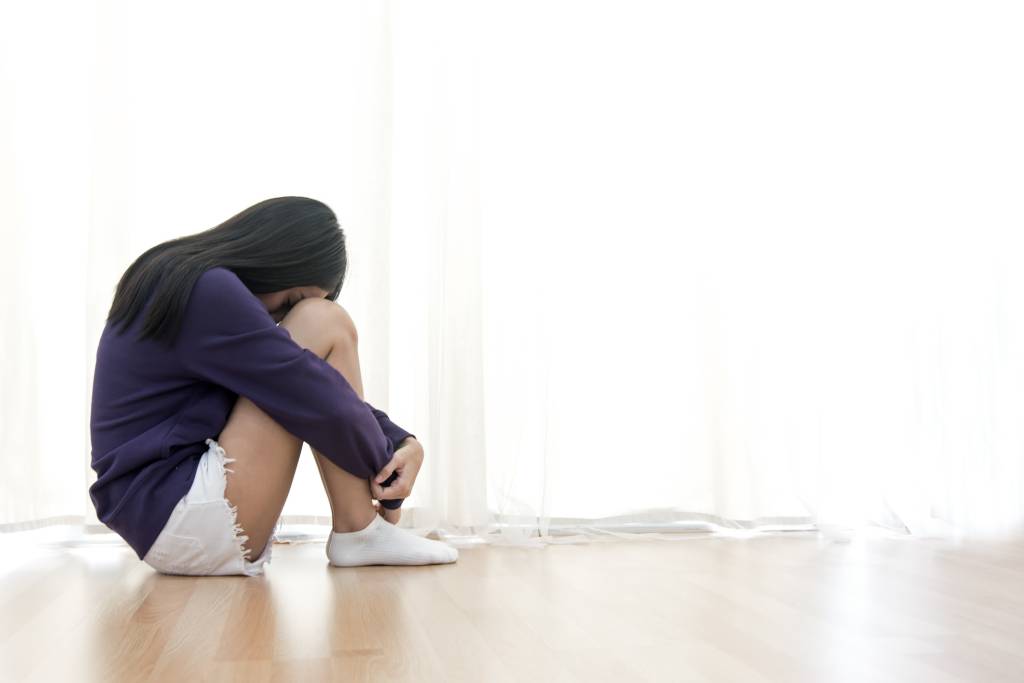 Vítima de estupro, menina de 14 anos tem aborto legal negado por juíza