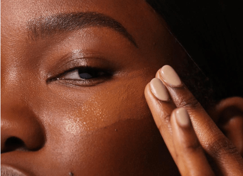 Base para pele negra: 3 dicas para acertar na compra