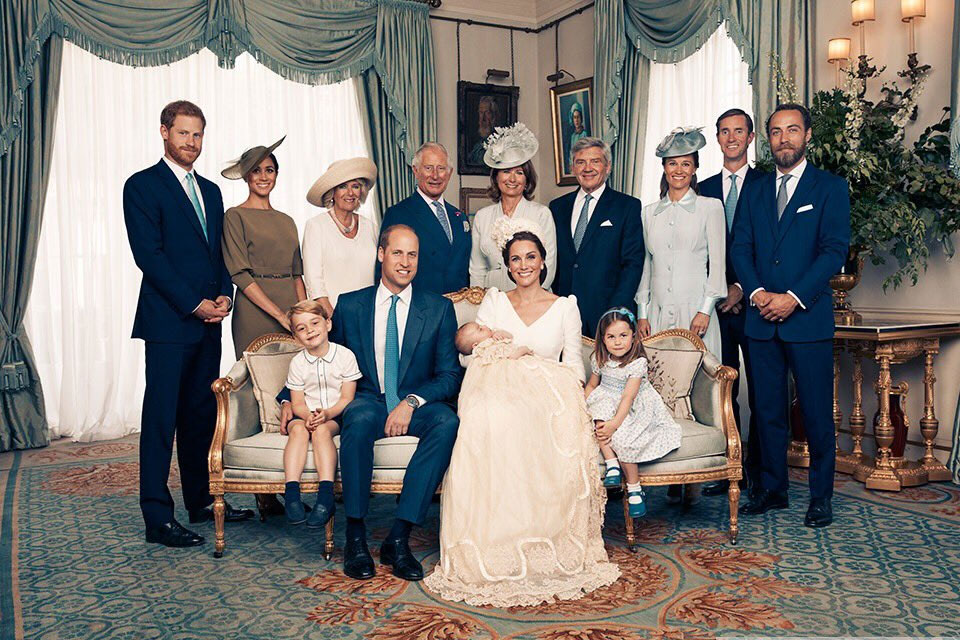 batizado-louis-familia-real-e-middletons batizado-louis-familia-real-e-middletons