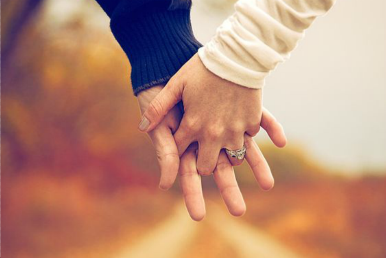 Pesquisa aponta que pessoas ficam menos sociáveis quando se casam