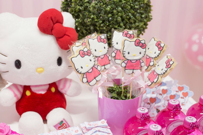 Festa infantil com temas retr&ocirc;