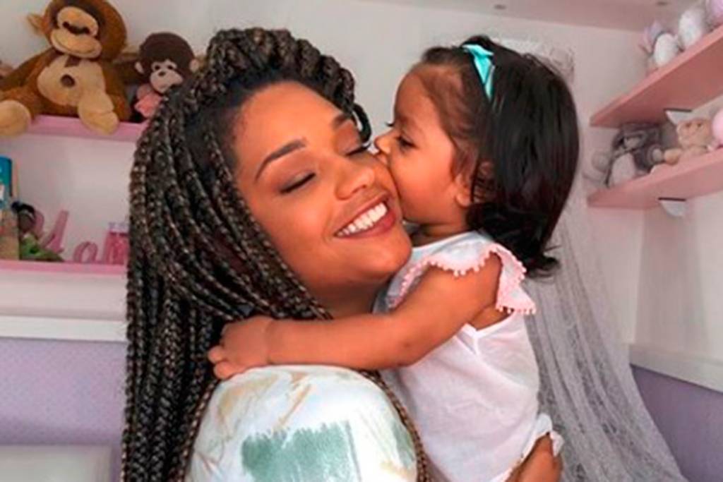 Juliana Alves repete tema de festa da filha por motivo fofo