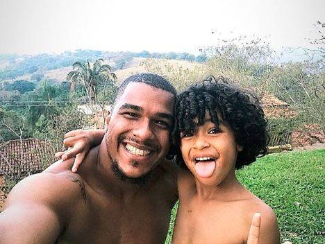 Bebê de 11 meses recebe coração de menino que morreu em acidente doméstico