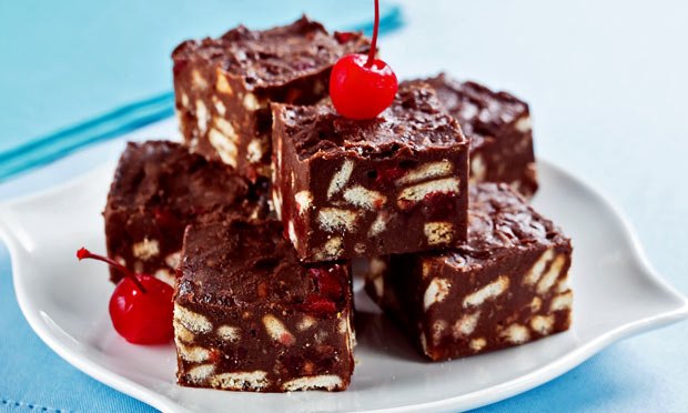 receita-quadradinho-chocolate-biscoito-cereja