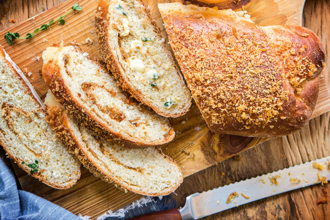 Aprenda a fazer 8 receitas deliciosas e possíveis de pão caseiro