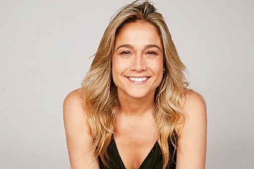 Com os filhos e esposa, Fernanda Gentil está feliz da vida em Salvador