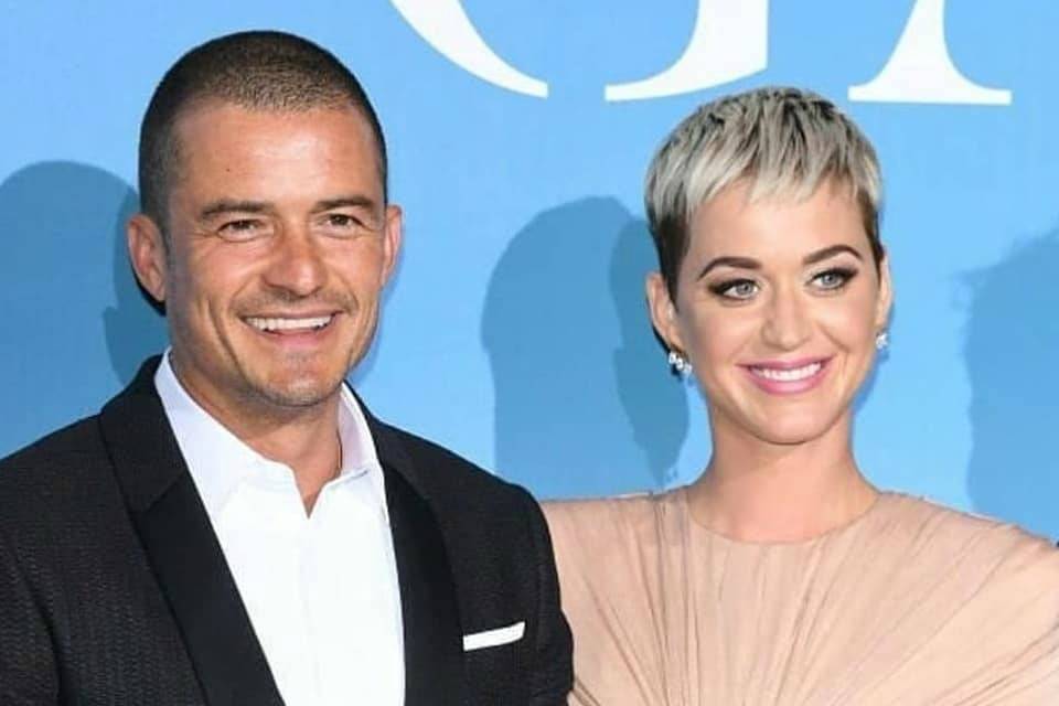 Katy Perry ficou noiva e o anel é caríssimo; Veja